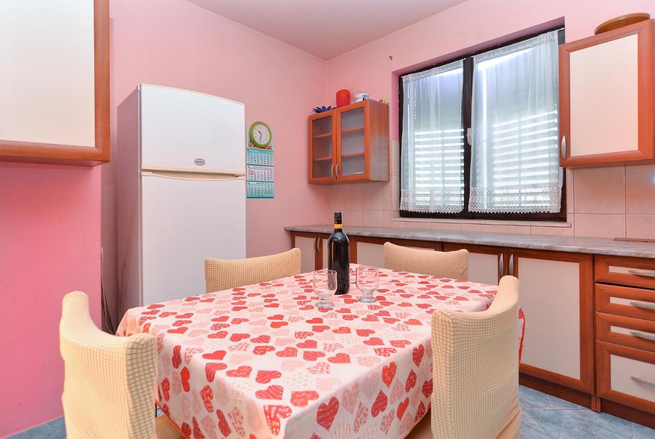 Apartments Danijel 1956 Pula Extérieur photo