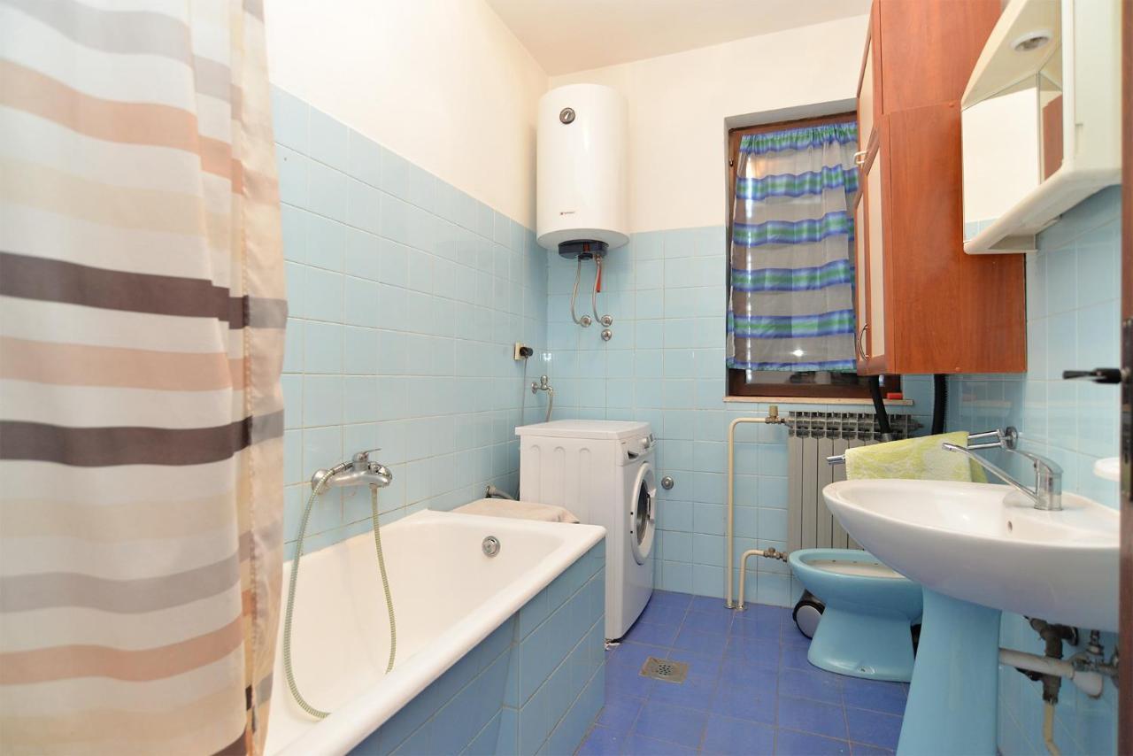 Apartments Danijel 1956 Pula Extérieur photo